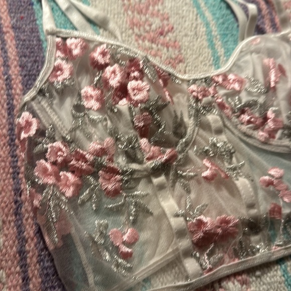 Romwe Floral Embroidered Sheer Bralette - Picture 2 of 4